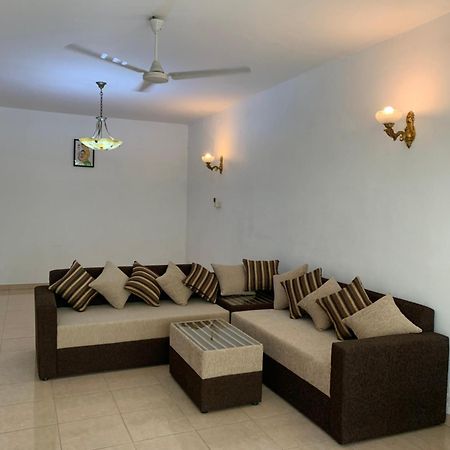 Apartment In Colombo ,Sri Lanka Шри-Джаяварденепура-Котте Экстерьер фото